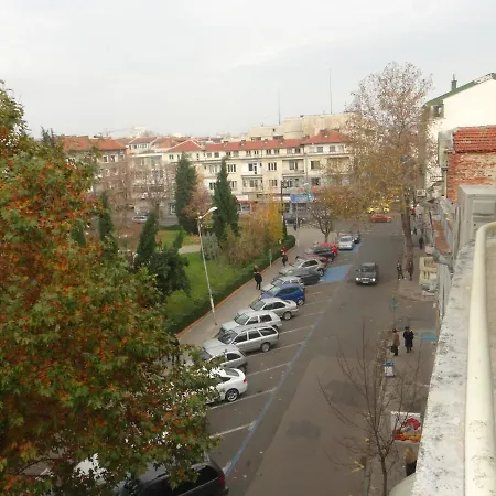 Luxury Versailles Center Opera Lejlighed Burgas City