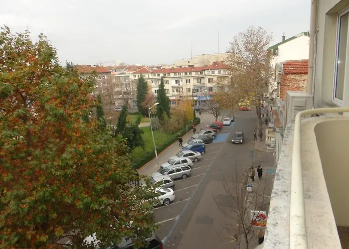 Luxury Versailles Center Opera Apartamento Burgas